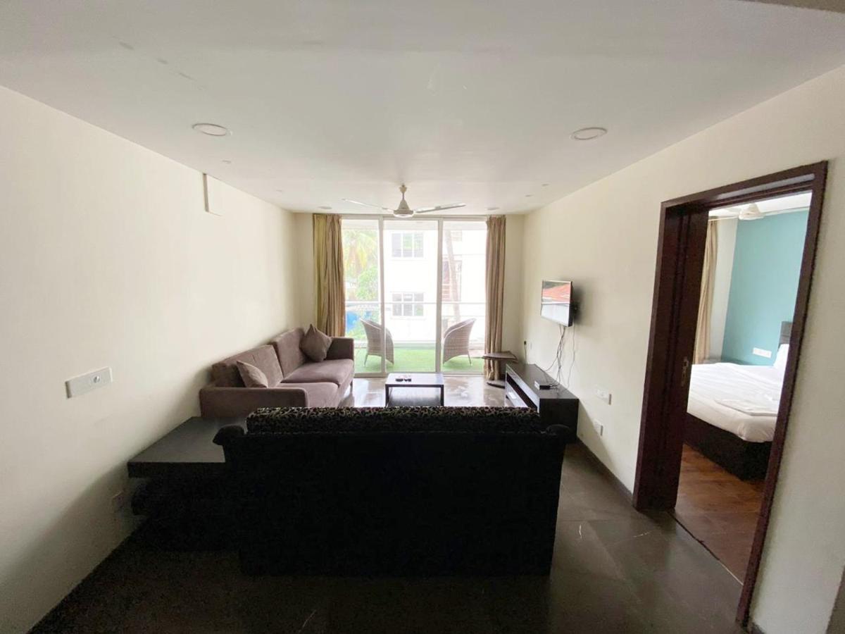 Aarju Luxurious Wave Apartment กาลังกูติ ภายนอก รูปภาพ