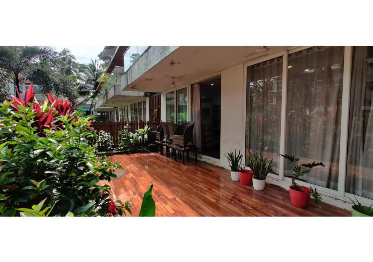 Aarju Luxurious Wave Apartment กาลังกูติ ภายนอก รูปภาพ