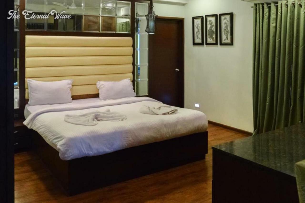 Aarju Luxurious Wave Apartment กาลังกูติ ภายนอก รูปภาพ